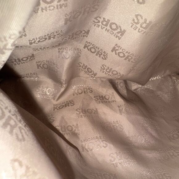 MICHAEL KORS Big Valley Large NS Tote Bag - Picture 9 of 10